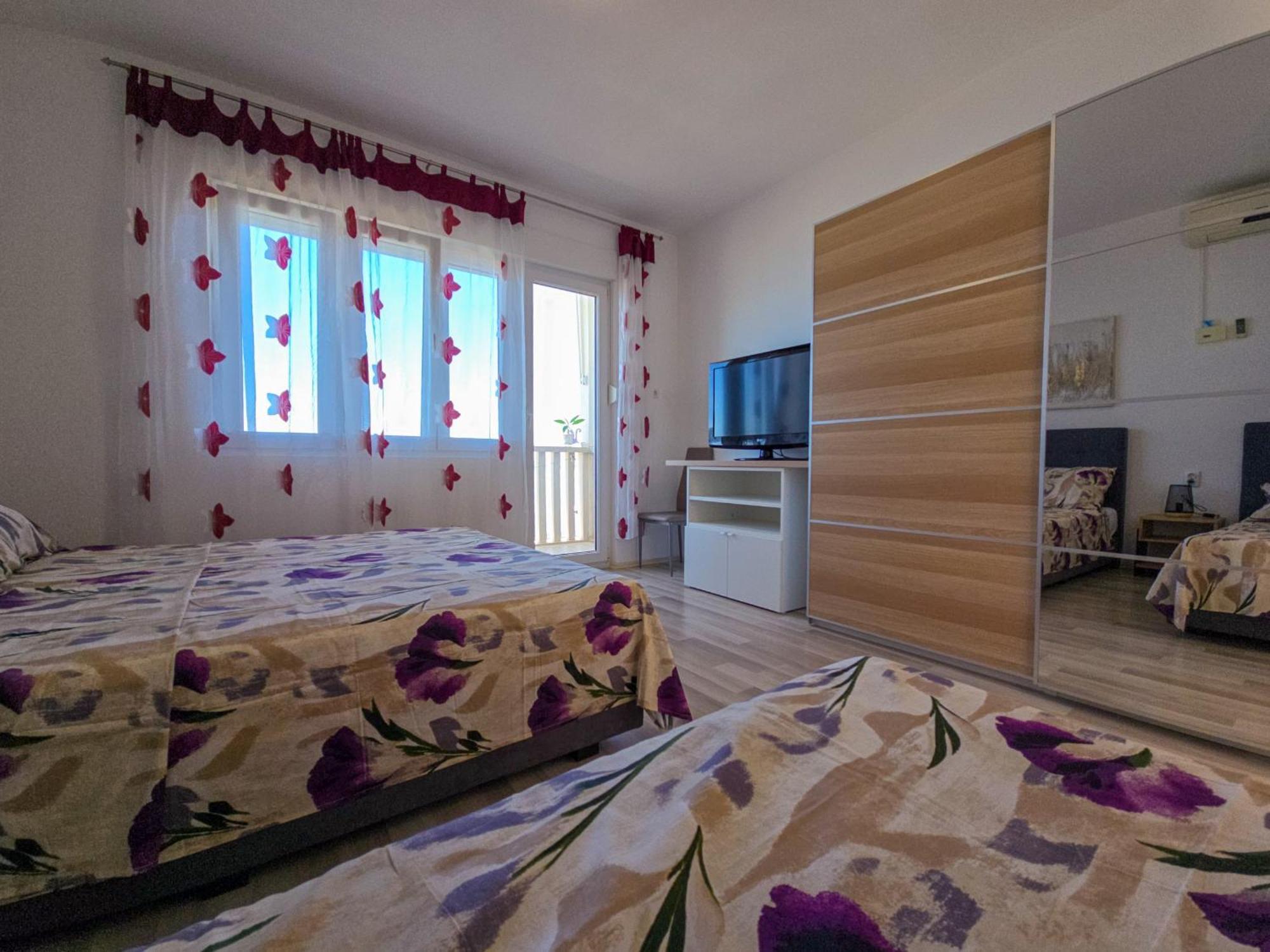 Apartments Neda Omiš Exterior foto